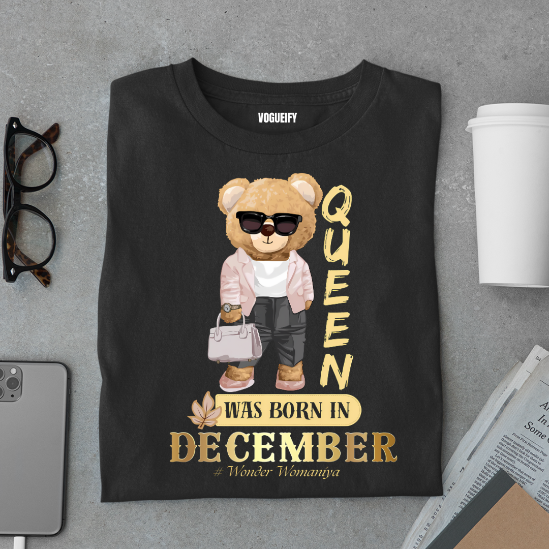 Queen Born in Dec Tee