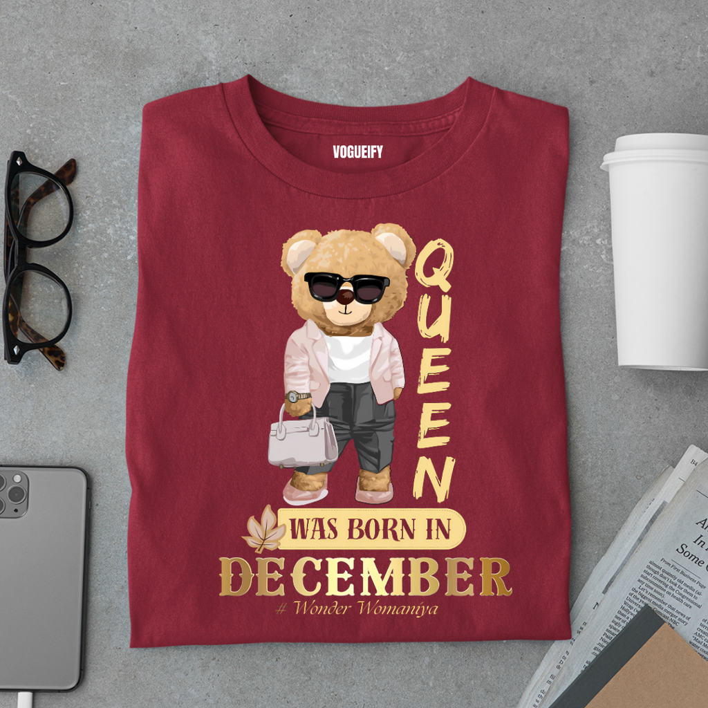 Queen Born in Dec Tee