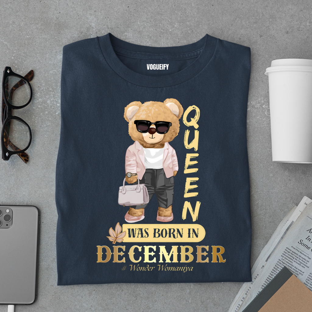 Queen Born in Dec Tee